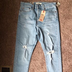Levi’s High Rise Wedgie Jean
